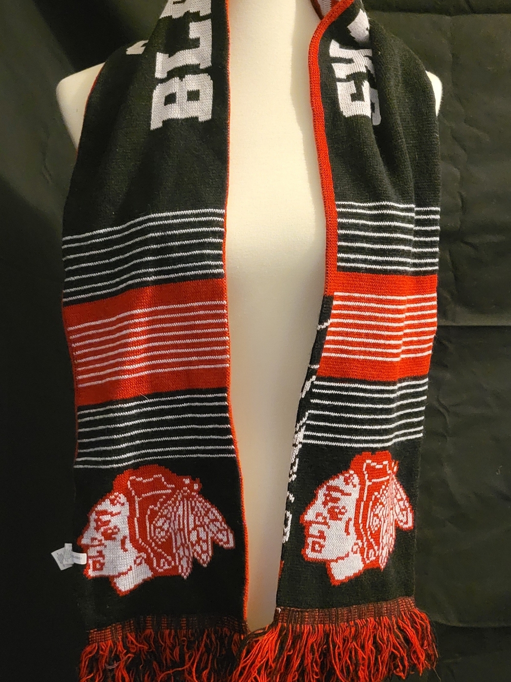 NHL Reversable Black and Red Chicago Blackhawks Knit Scarf